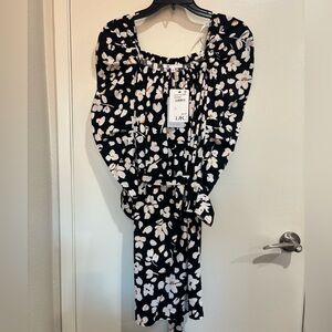 DR2 NWT Square Neck Black Floral Dress, Small